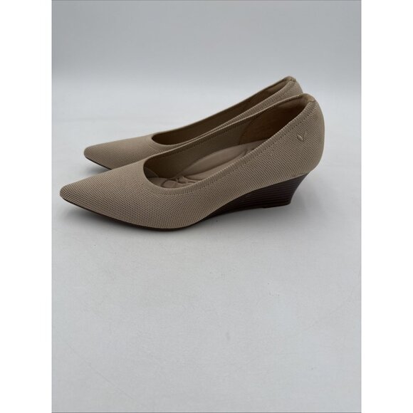 Vivaia Aria Wedge Women's Pointed Toe Pumps Beige Shoes EU 40 US 9 Comfort Heels - Picture 11 of 11